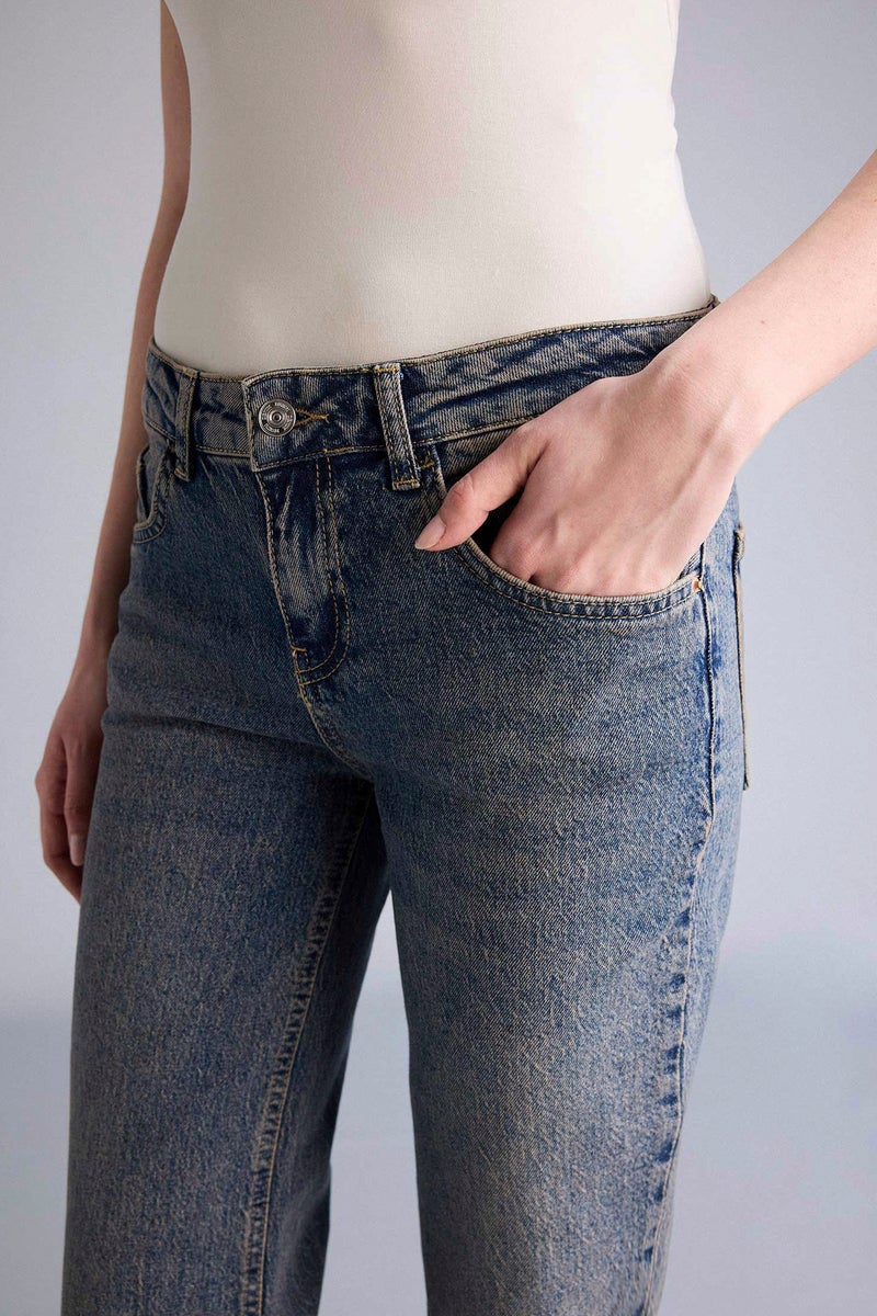 ديفاكتو بنطلون جينز طويل بخصر منخفض - Image 4